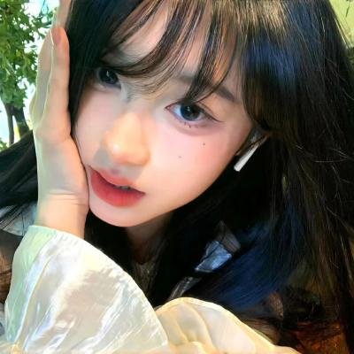 圈子里的男孩